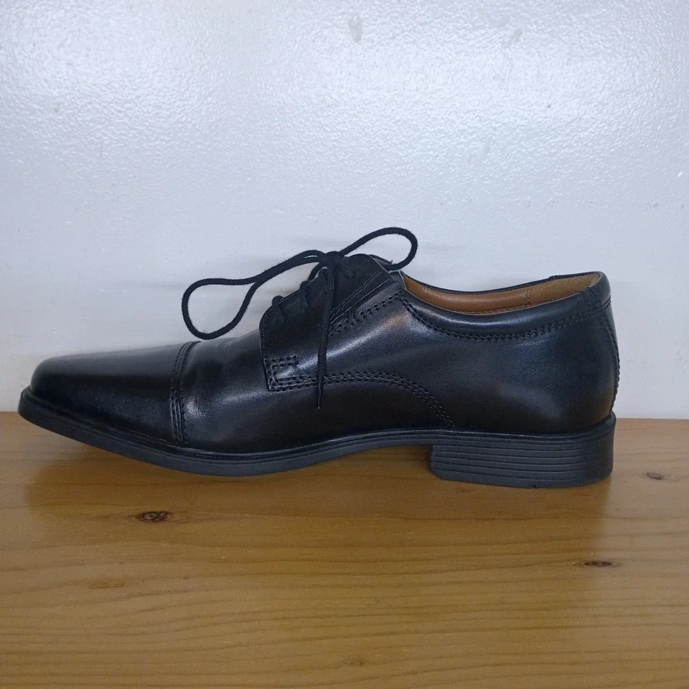 CLARKS Black Tilden Cap Toe Block Heel Leather Oxford Shoes Men's Size 8 M